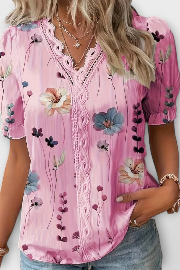 Fashionable Blouse with Pointed Neckline