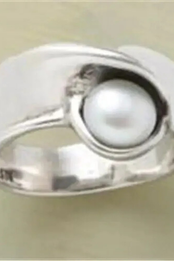 Retro Inlay Pearl Ring
