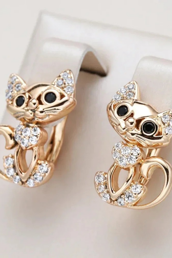 Elegant Zirconia Cat Earrings
