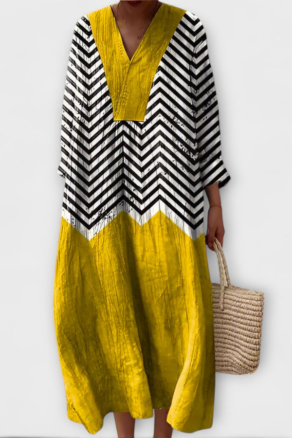 Julia - Elegant Dress with Geometric Design