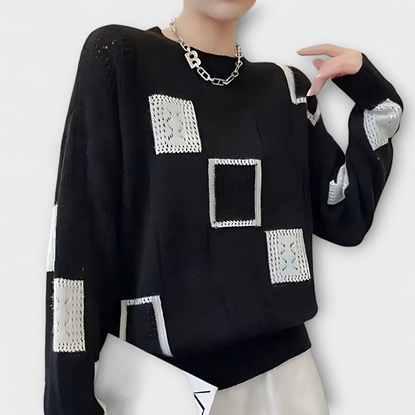Reya - Flattering Timeless Sweater