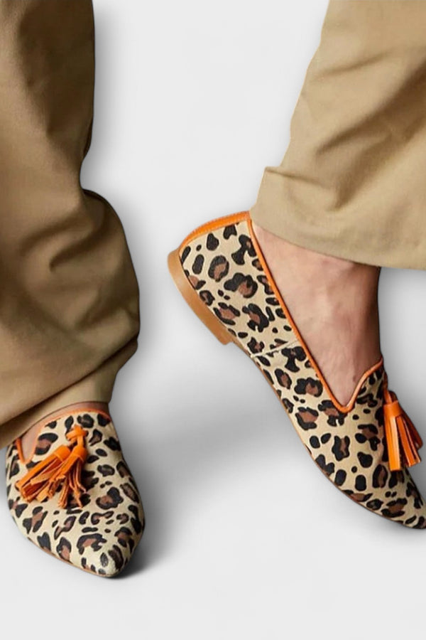 Della – Retro Pointed Shoes